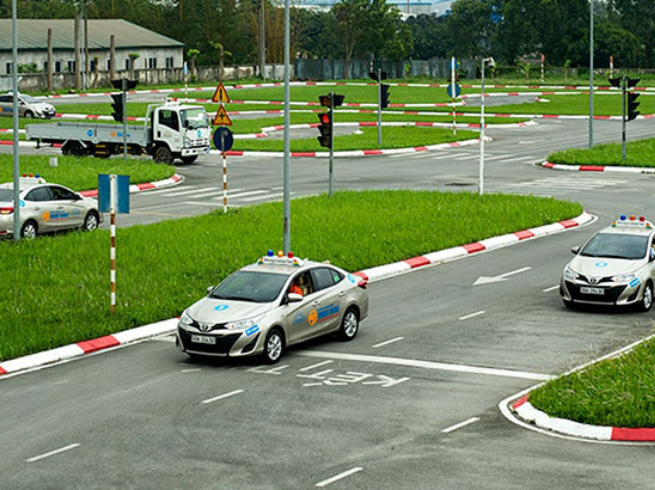 Học Bằng Lái Xe Ô Tô Tân Uyên Bình Dương